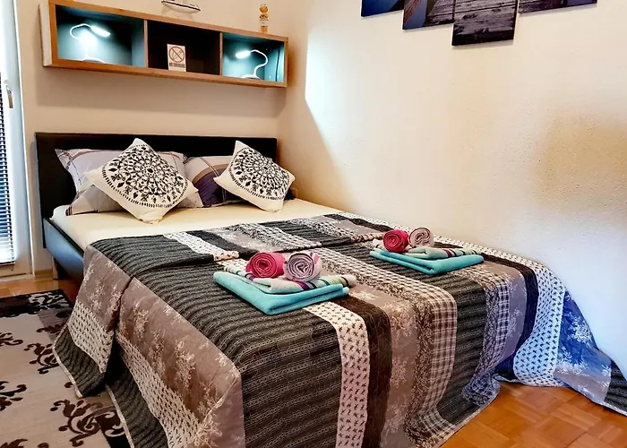 Apartament With Sea View In